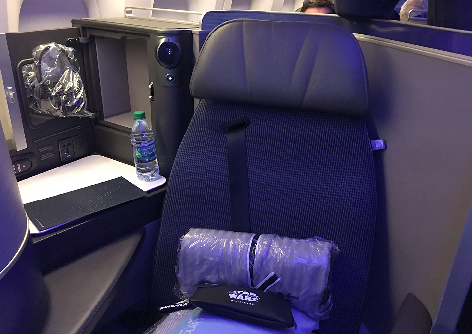 United Airlines Polaris Business Class Seat