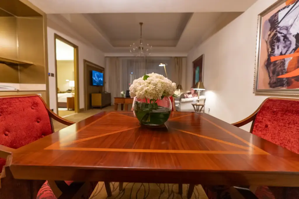 The Dining Suite at Marsa Malaz Kempinski.