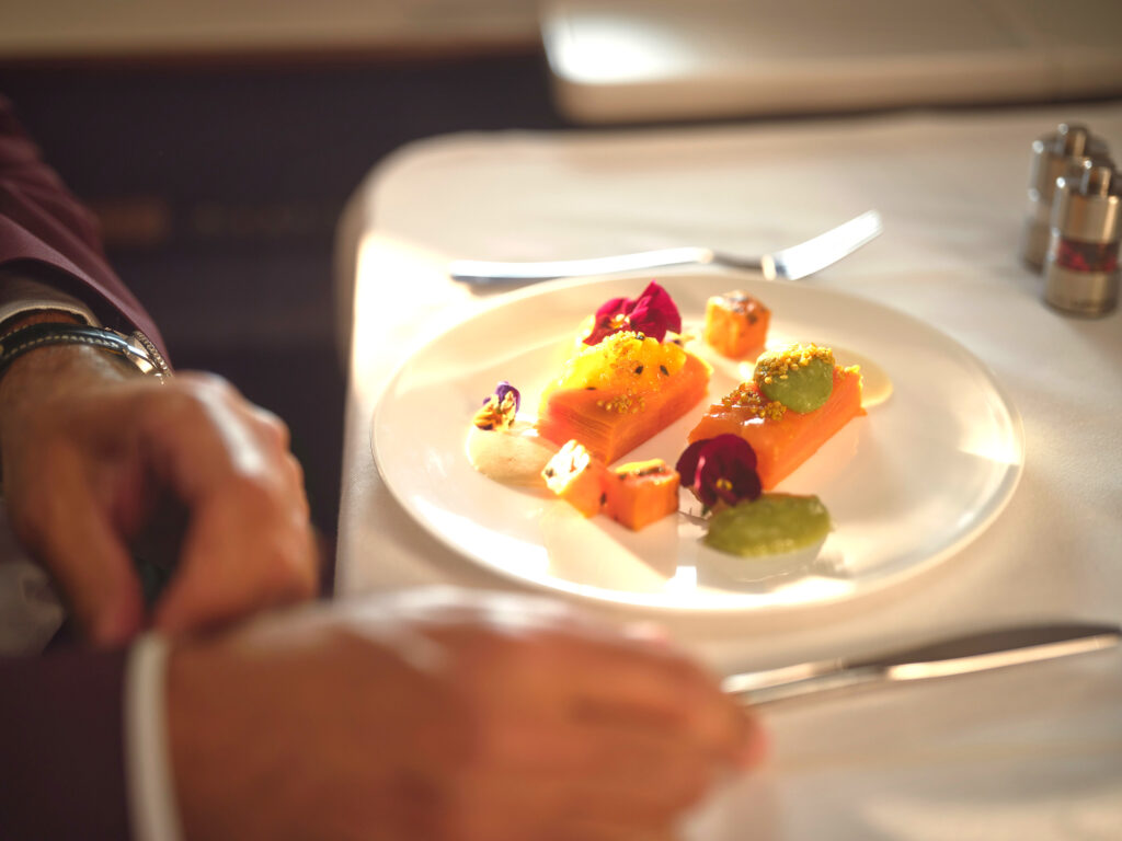 Lufthansa FOX plated meal service in long haul First Class